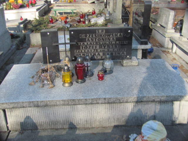 Grób Henryka Ryńska