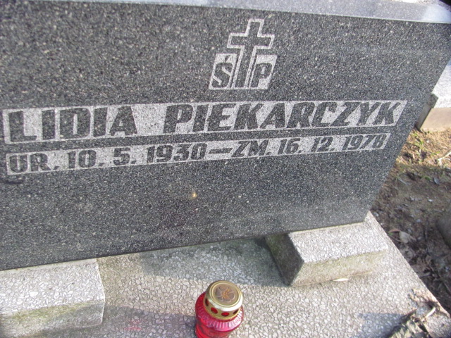 Lidia Piekarczyk 1930 Sosnowiec Wniebowzięcia NMP - Grobonet - Wyszukiwarka osób pochowanych