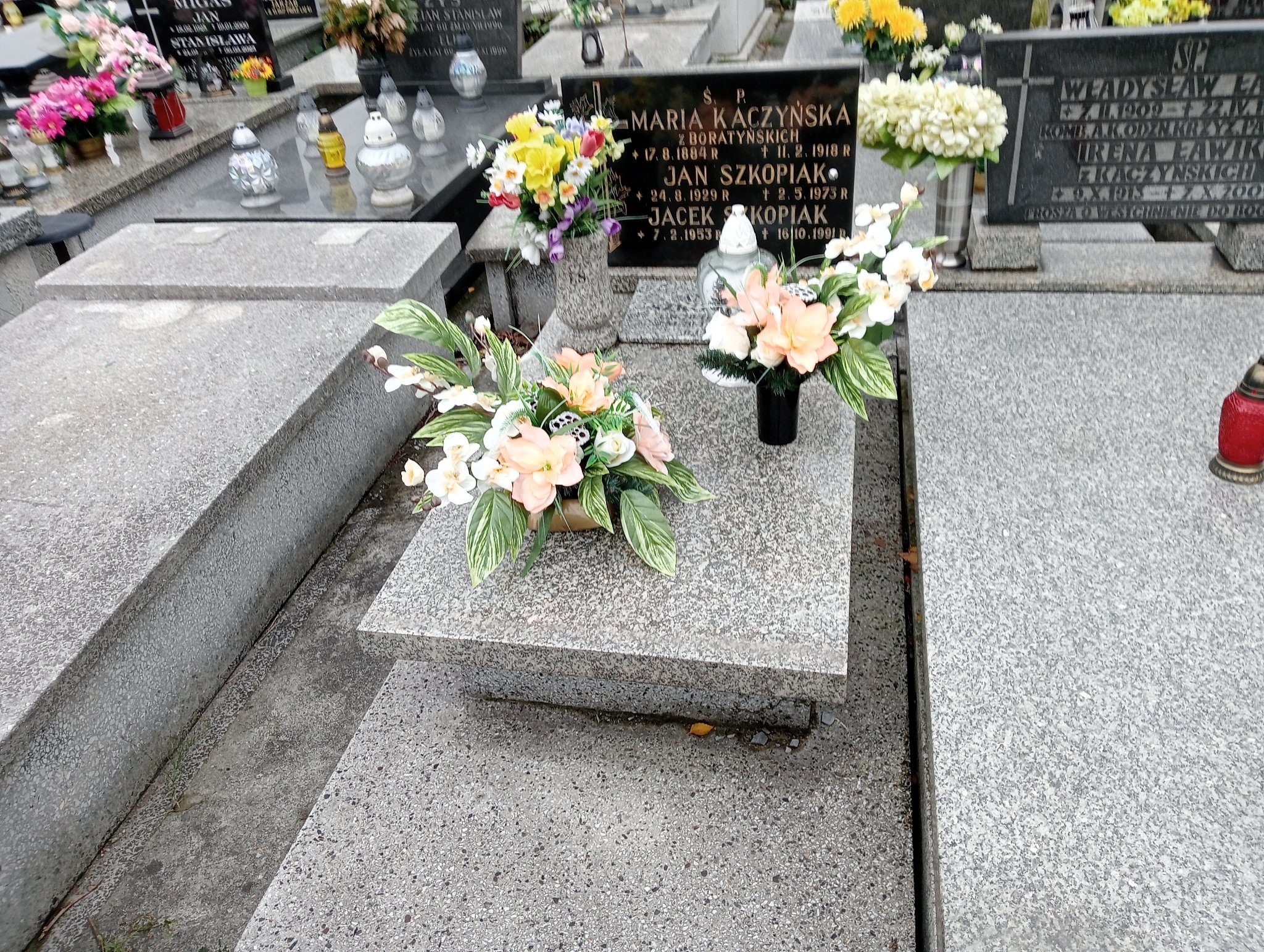 Grób Maria Kaczyńska