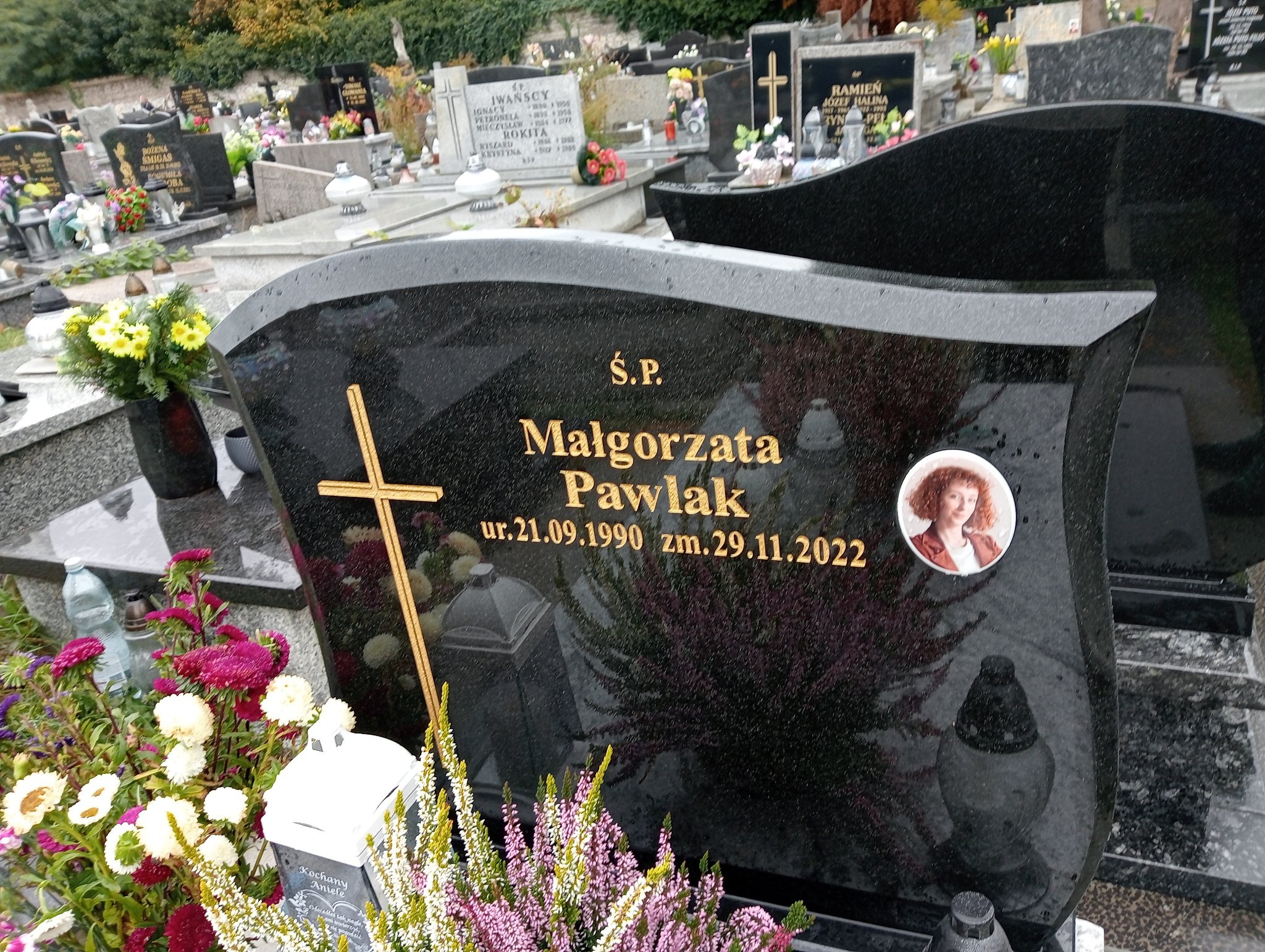 Małgorzata Pawlak 1990 Sosnowiec Wniebowzięcia NMP - Grobonet - Wyszukiwarka osób pochowanych