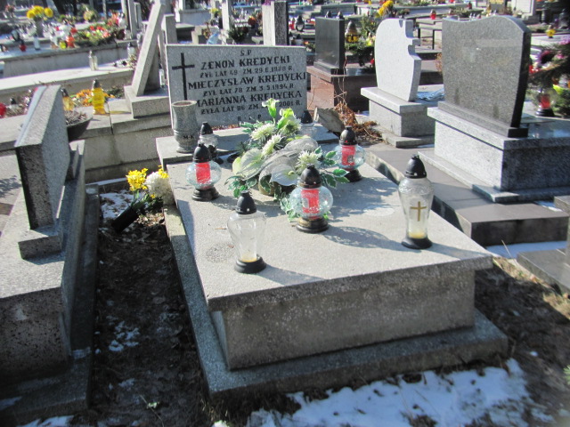 Grób Zenon Kredycki